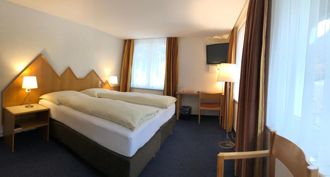 Hotel Weisses Kreuz Bergün Dış mekan fotoğraf
